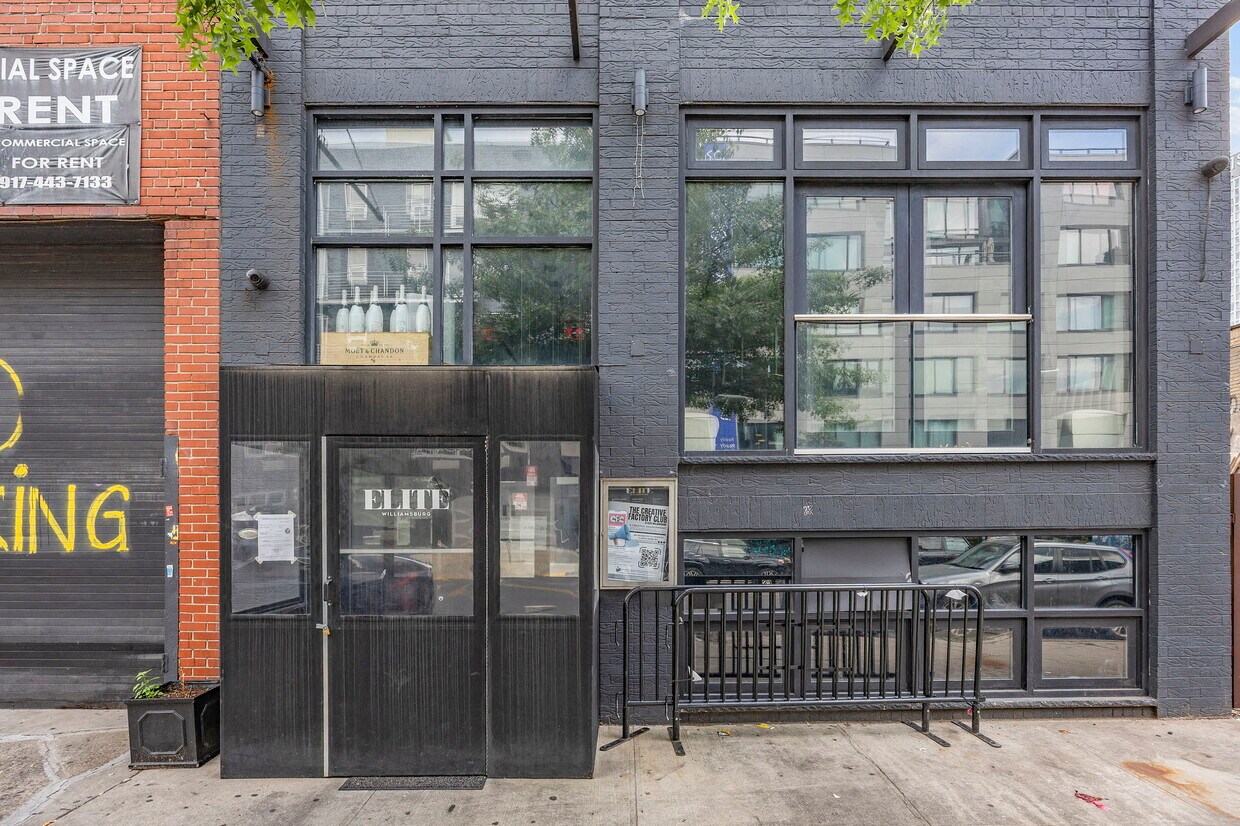 128 Metropolitan Ave